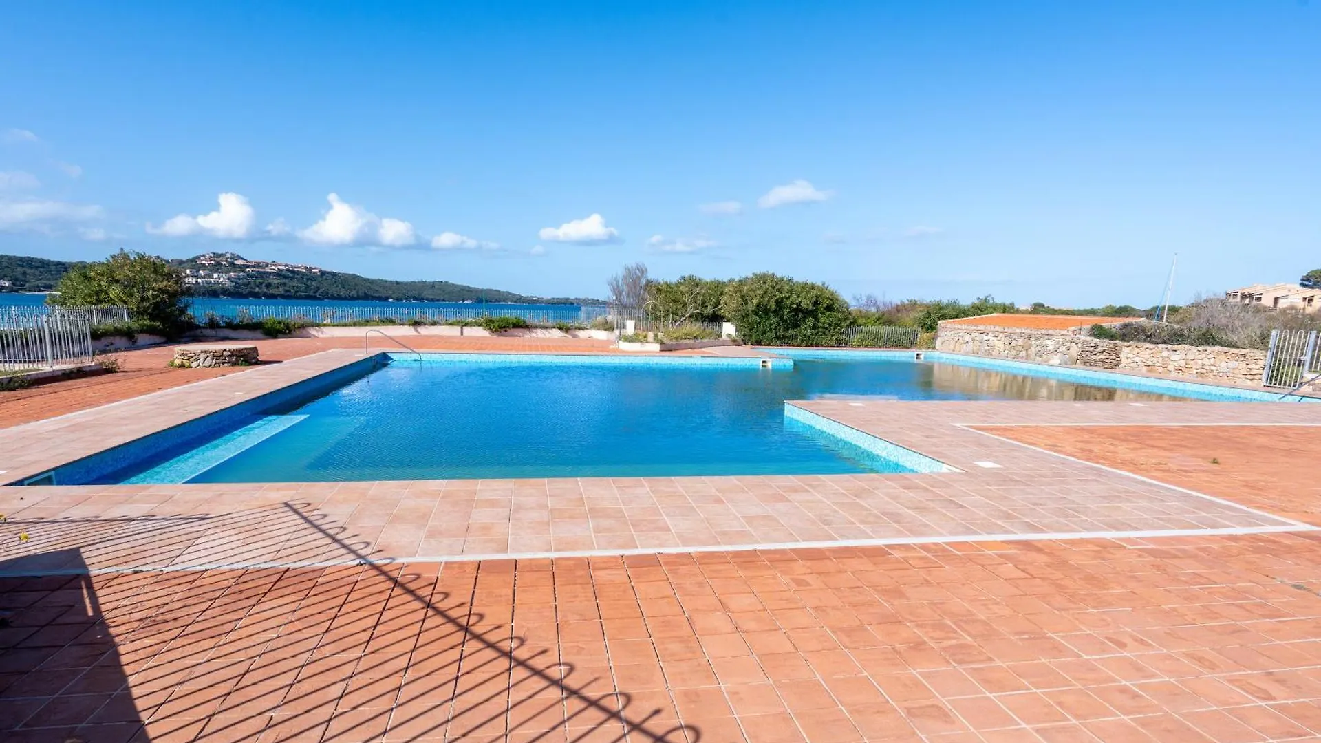 Marinella-Porto Rotondo, Accesso Su Spiaggia Apartment