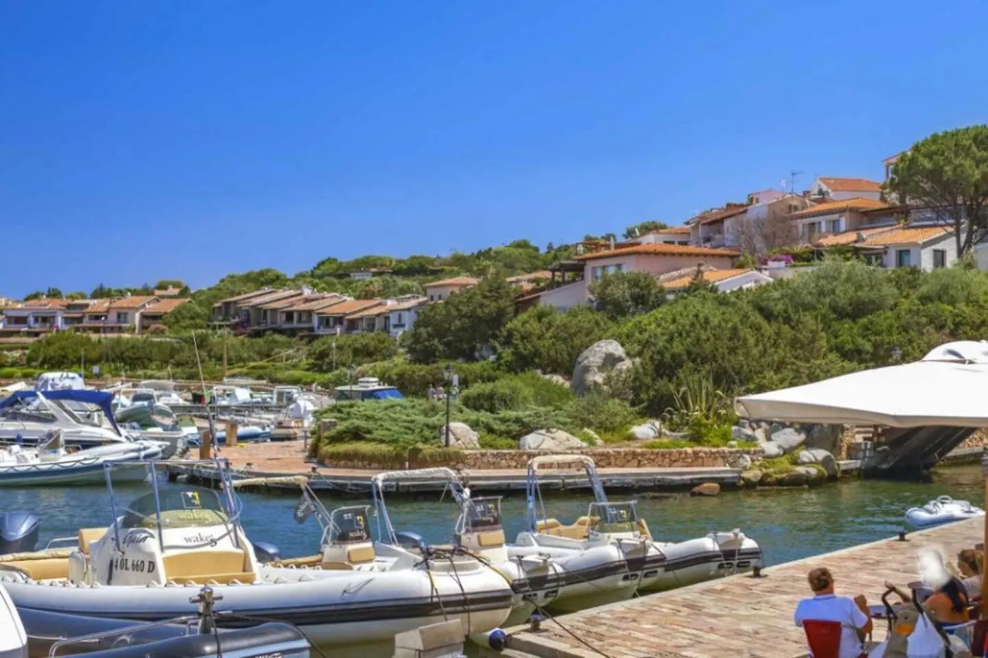 Marinella-Porto Rotondo, Accesso Su Spiaggia Italy